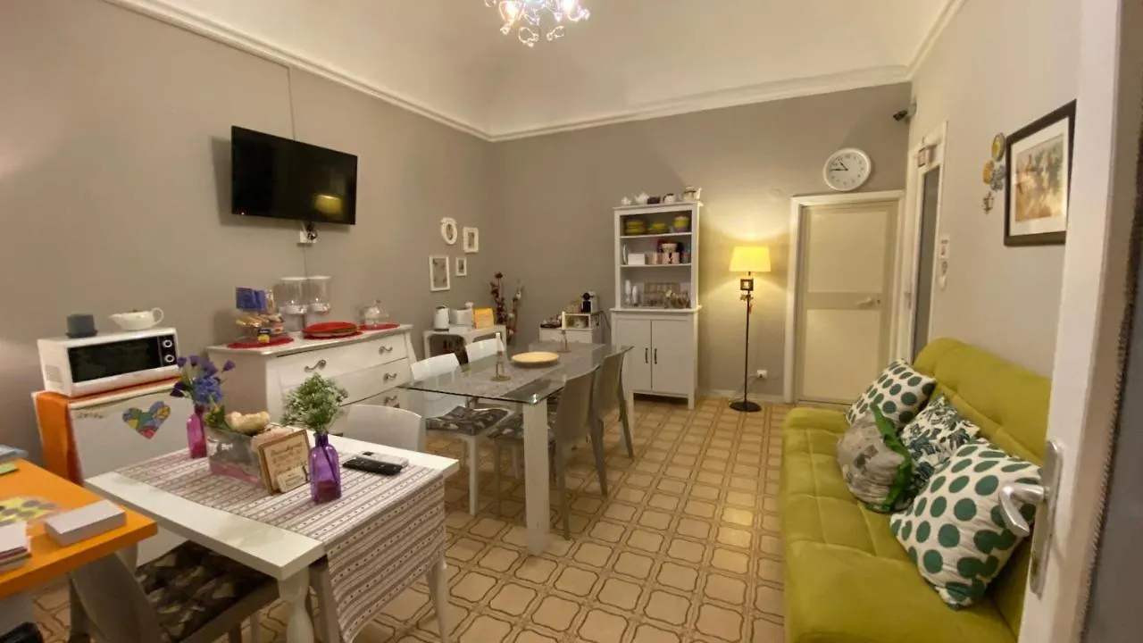 Bed & Breakfast B&B Doralice Aeroporto di Catania Fontana Rossa