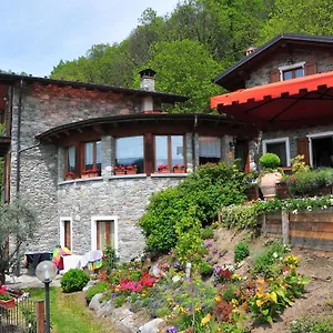 La Fonte Di Mariella , Gravedona Italia