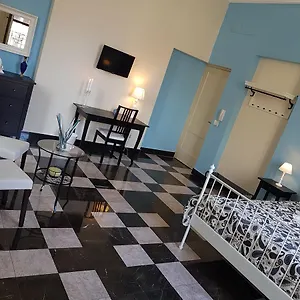 Central Suites Catania Nocleg ze śniadaniem