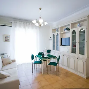 Appartamento A Casa Di Rossella, Aeroporto di Catania Fontana Rossa